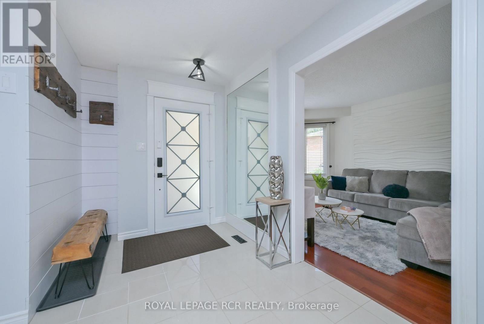 45 Fieldgate Drive, Orangeville, Ontario  L9W 4R9 - Photo 5 - W13695166