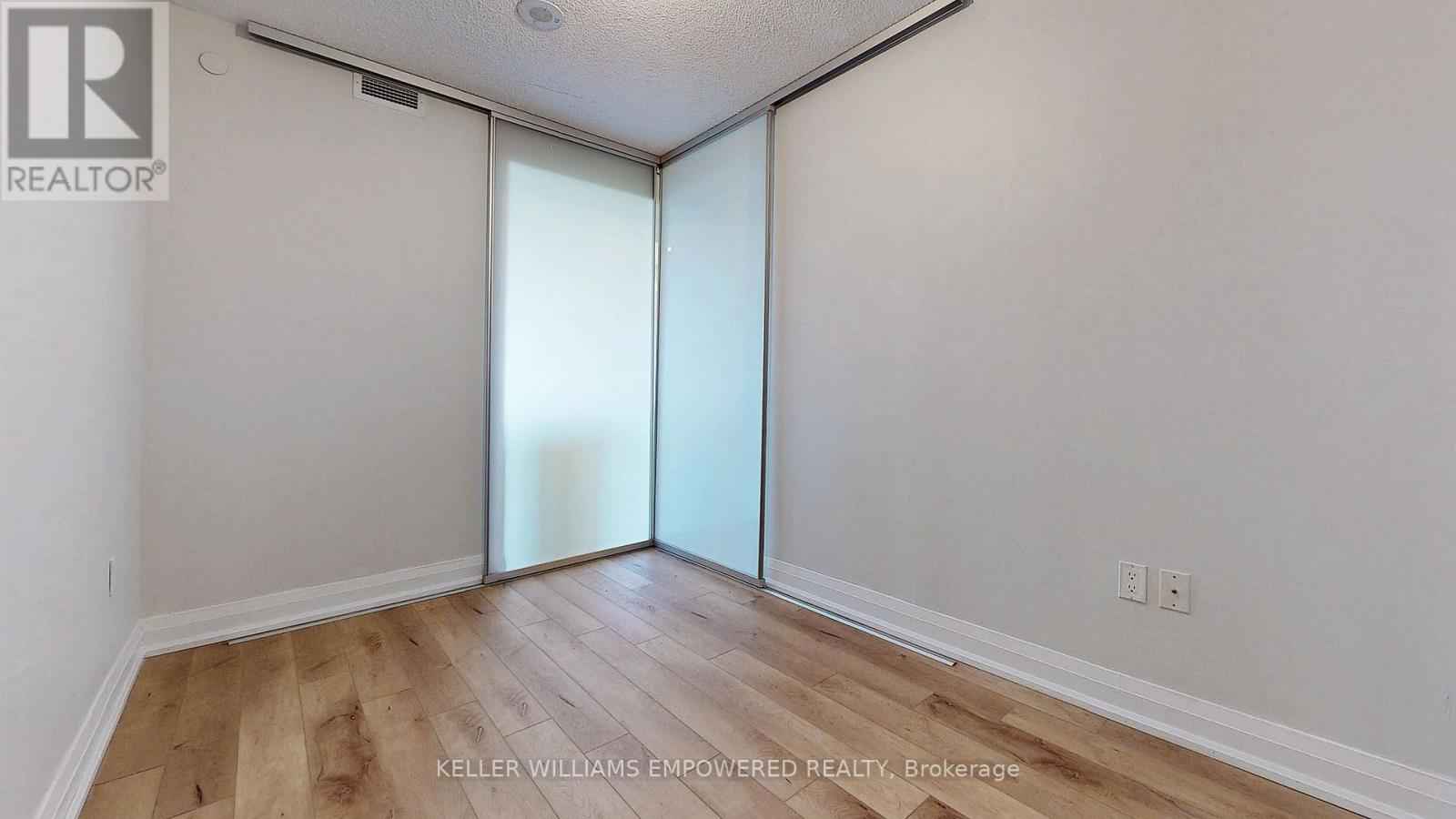 1401 - 9 Valhalla Inn Road, Toronto, Ontario  M9B 0B2 - Photo 21 - W13695224
