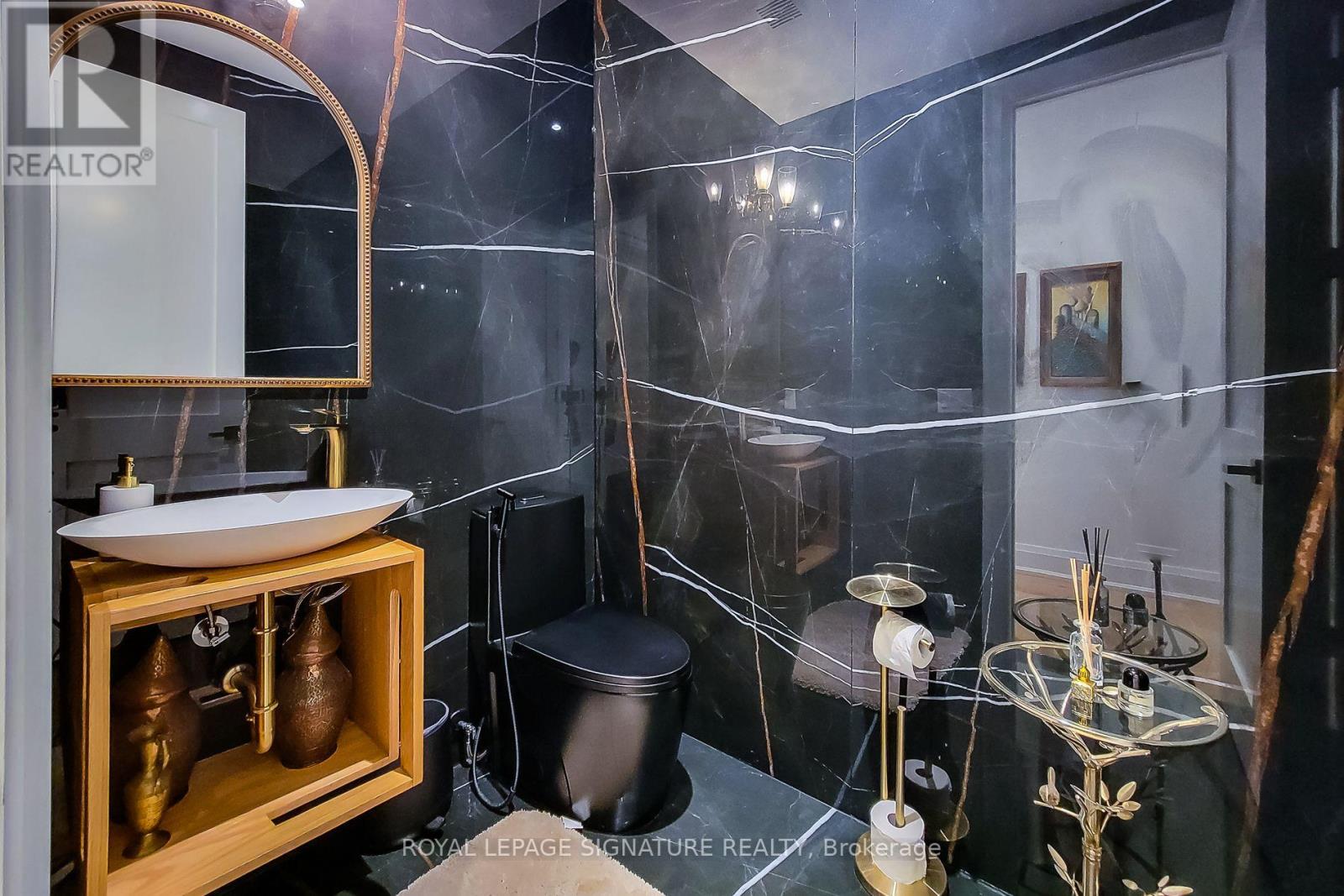 518 Sherin Drive, Oakville, Ontario  L6L 4J8 - Photo 14 - W13695240