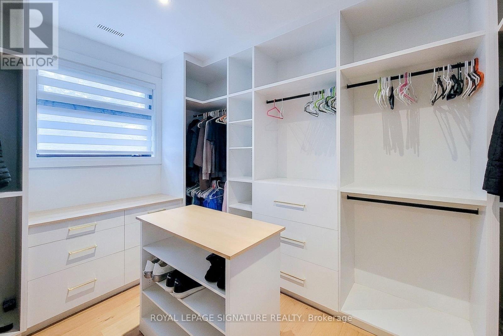 518 Sherin Drive, Oakville, Ontario  L6L 4J8 - Photo 16 - W13695240