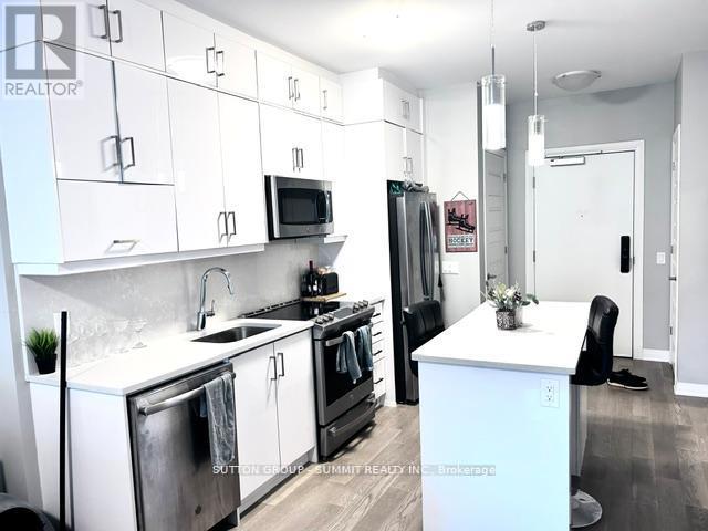 110 - 95 Dundas Street, Oakville, Ontario  L6M 5N4 - Photo 5 - W13695264