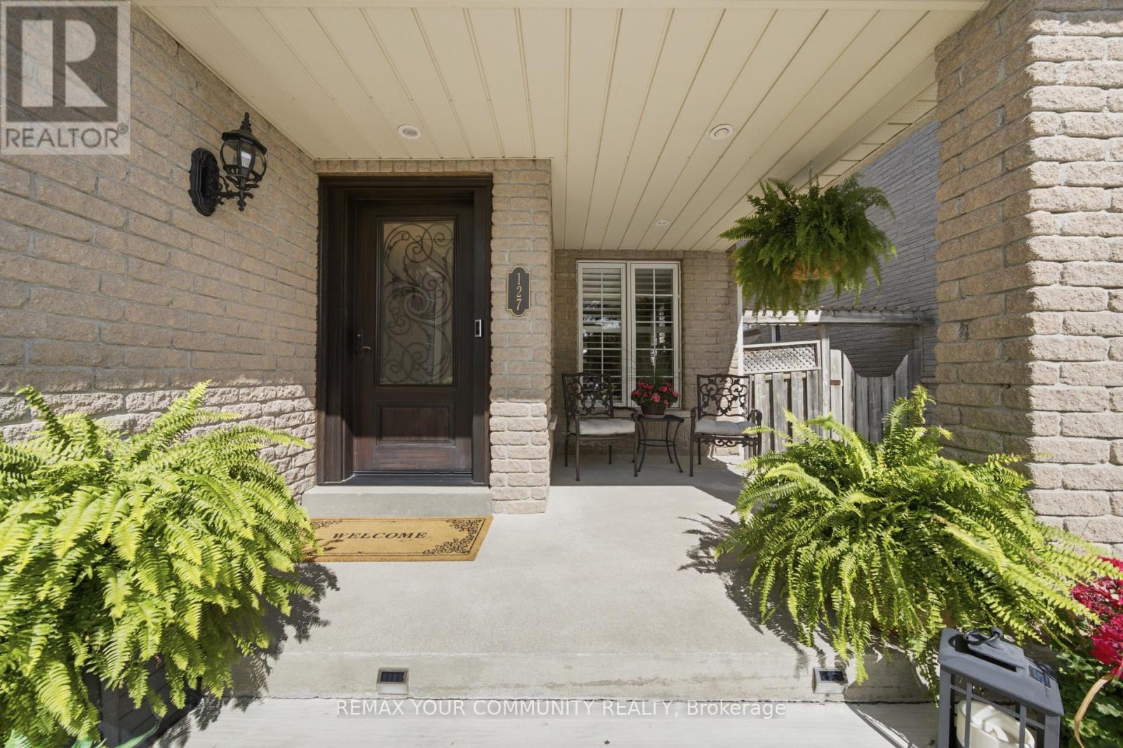 127 Waterbury Street, Caledon, Ontario  L7E 2J1 - Photo 4 - W13695276