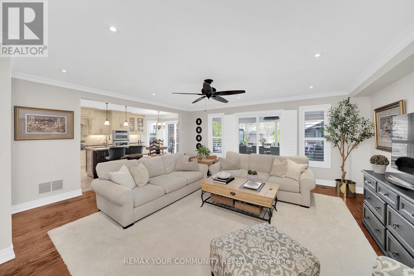 127 Waterbury Street, Caledon, Ontario  L7E 2J1 - Photo 8 - W13695276