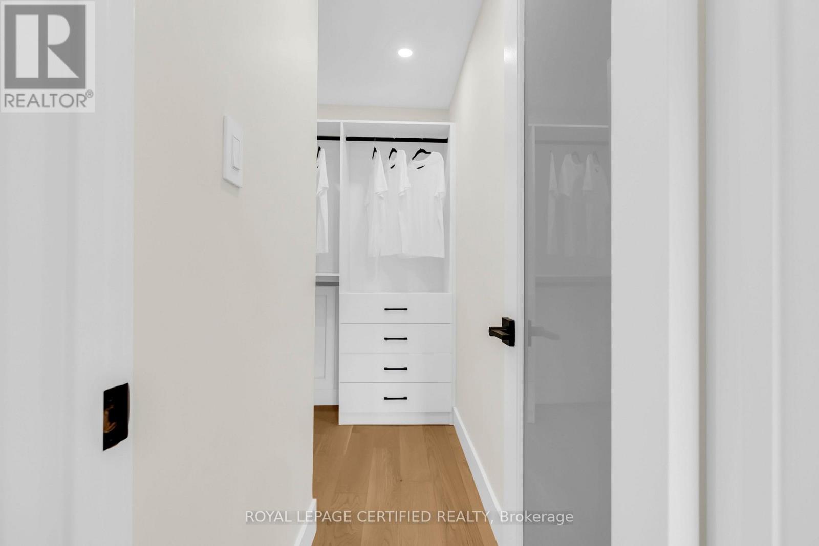 23 Charlie Jordan Road, Toronto, Ontario  M9M 0B7 - Photo 33 - W13695308