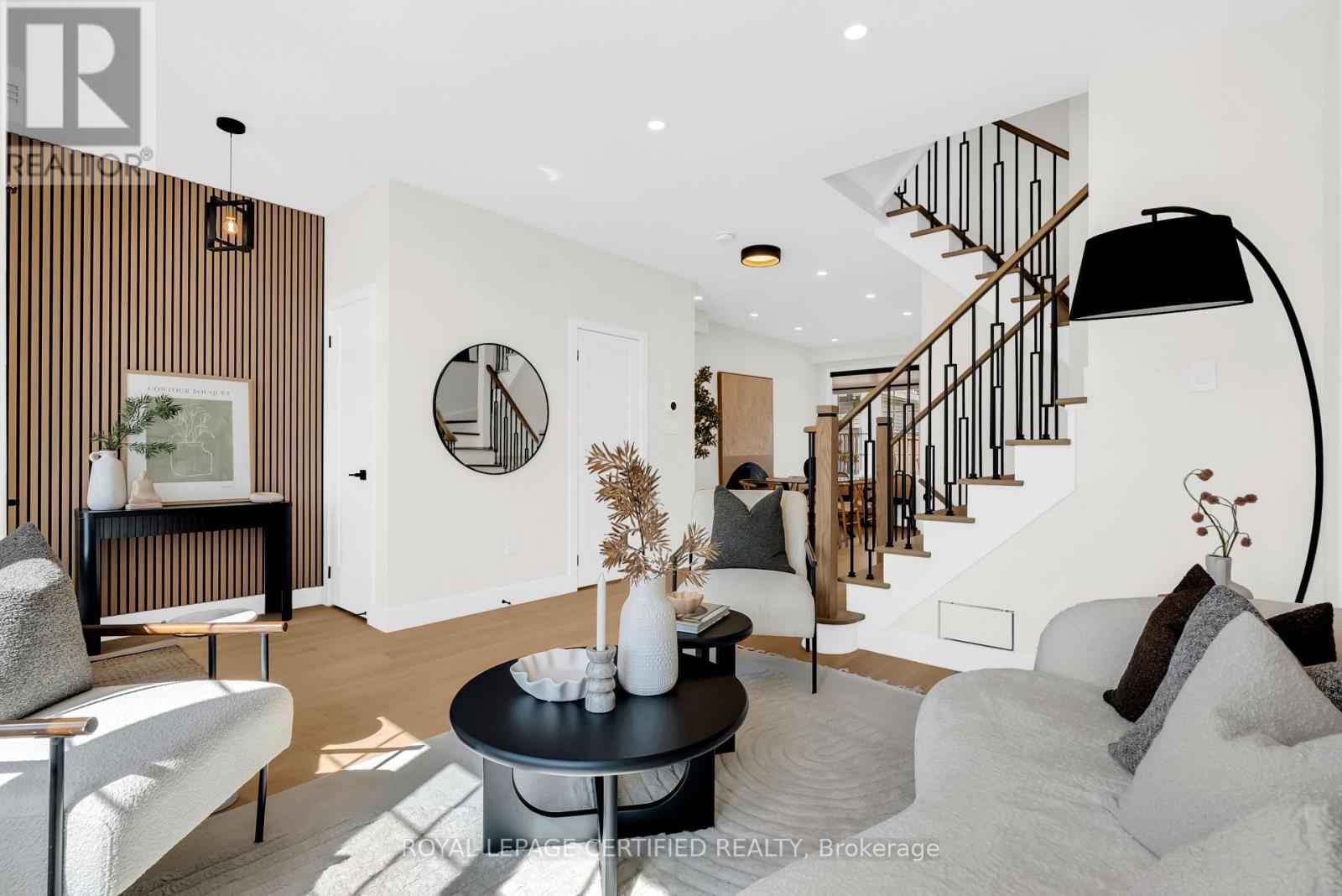23 Charlie Jordan Road, Toronto, Ontario  M9M 0B7 - Photo 5 - W13695308