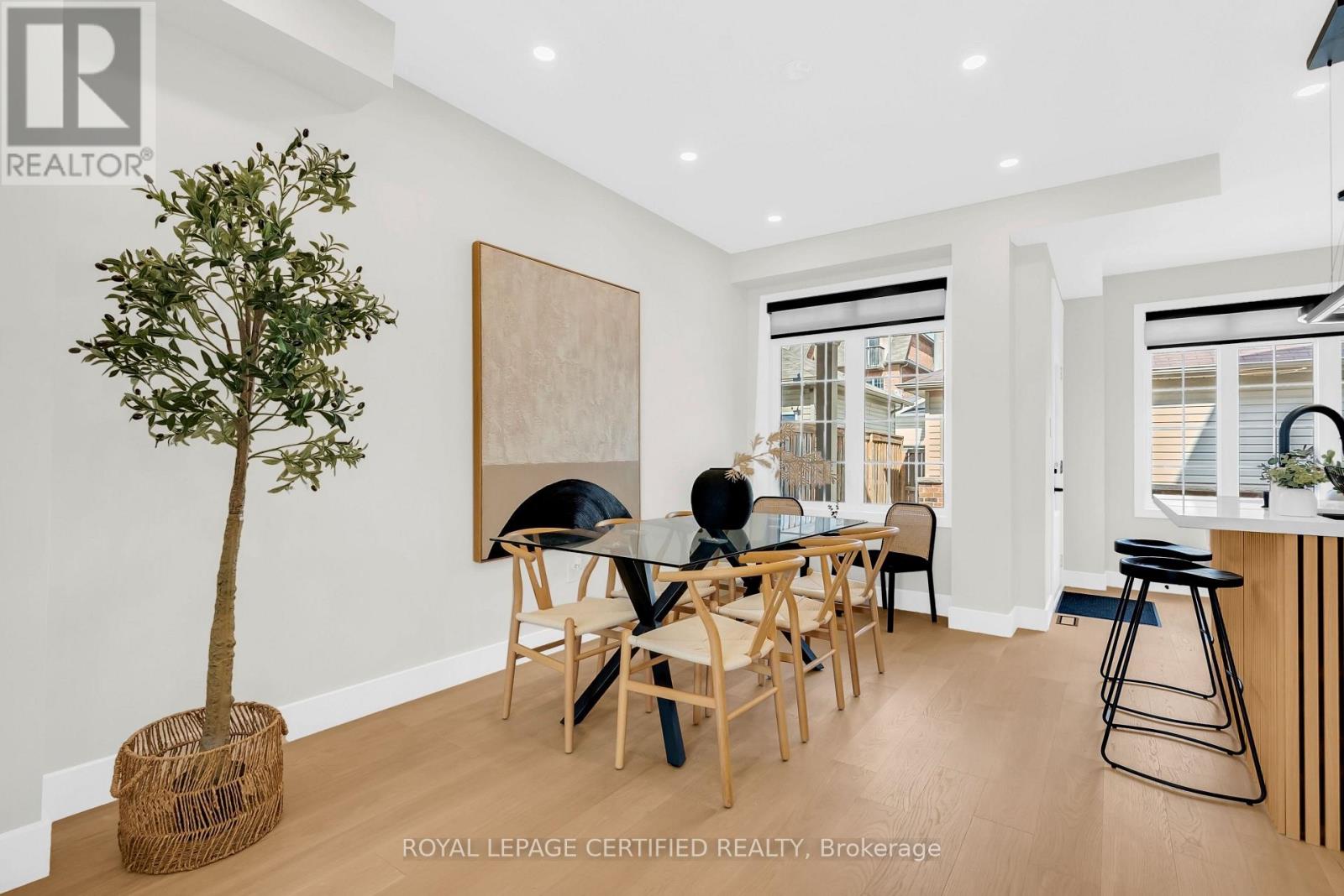 23 Charlie Jordan Road, Toronto, Ontario  M9M 0B7 - Photo 8 - W13695308