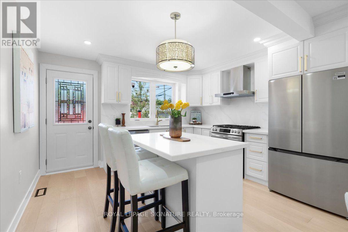 234 Nairn Avenue, Toronto, Ontario  M6E 4H4 - Photo 10 - W13695310