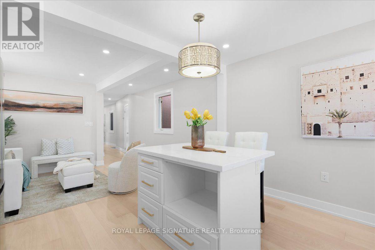 234 Nairn Avenue, Toronto, Ontario  M6E 4H4 - Photo 13 - W13695310