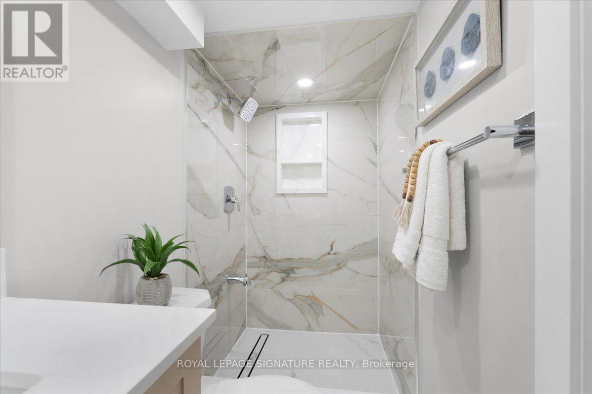 234 Nairn Avenue, Toronto, Ontario  M6E 4H4 - Photo 28 - W13695310