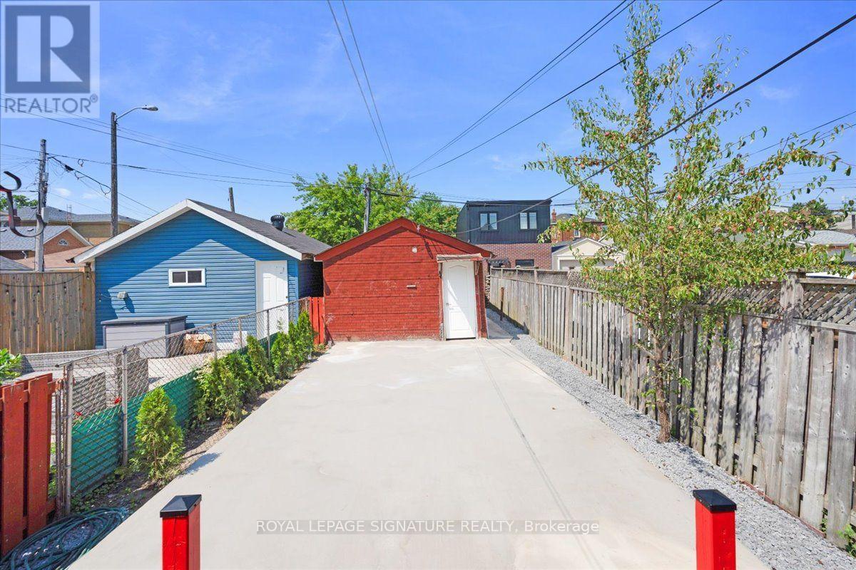234 Nairn Avenue, Toronto, Ontario  M6E 4H4 - Photo 32 - W13695310