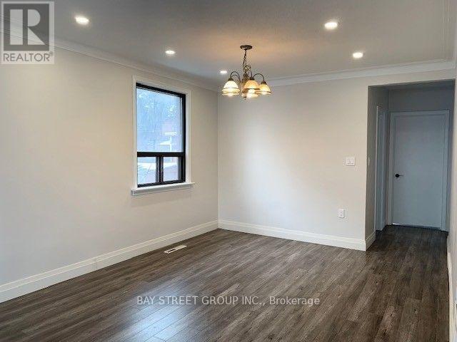 Upper - 358 Horner Avenue, Toronto, Ontario  M8W 1Z9 - Photo 4 - W13695318