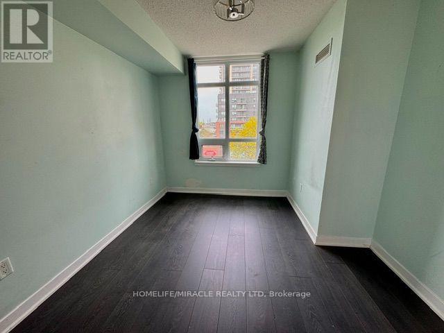 423 - 816 Lansdowne Avenue, Toronto, Ontario  M6H 4K6 - Photo 11 - W13695320