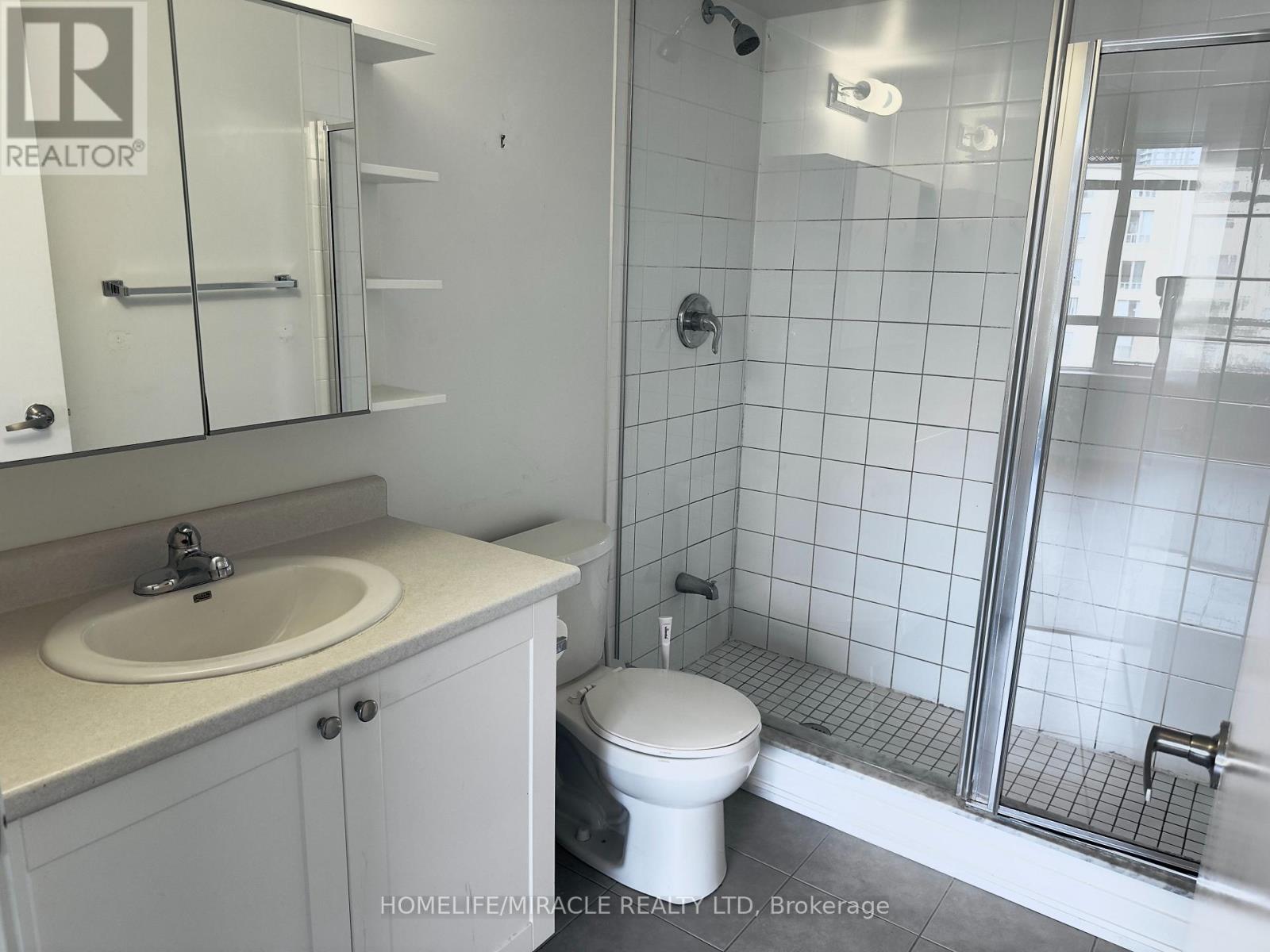 423 - 816 Lansdowne Avenue, Toronto, Ontario  M6H 4K6 - Photo 15 - W13695320
