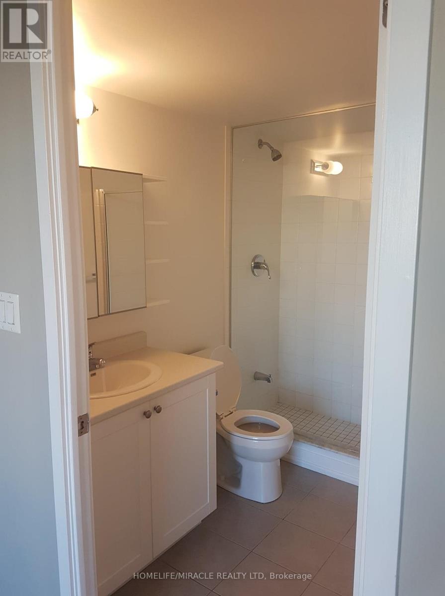 423 - 816 Lansdowne Avenue, Toronto, Ontario  M6H 4K6 - Photo 16 - W13695320
