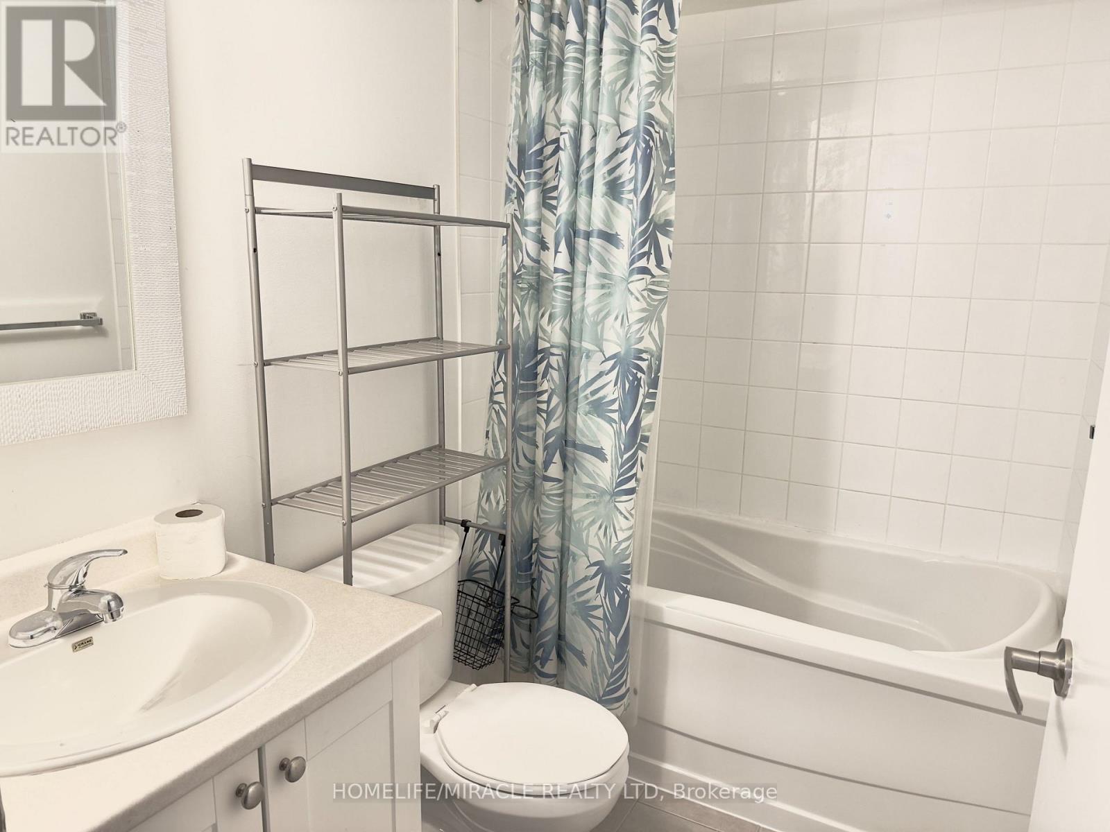 423 - 816 Lansdowne Avenue, Toronto, Ontario  M6H 4K6 - Photo 5 - W13695320