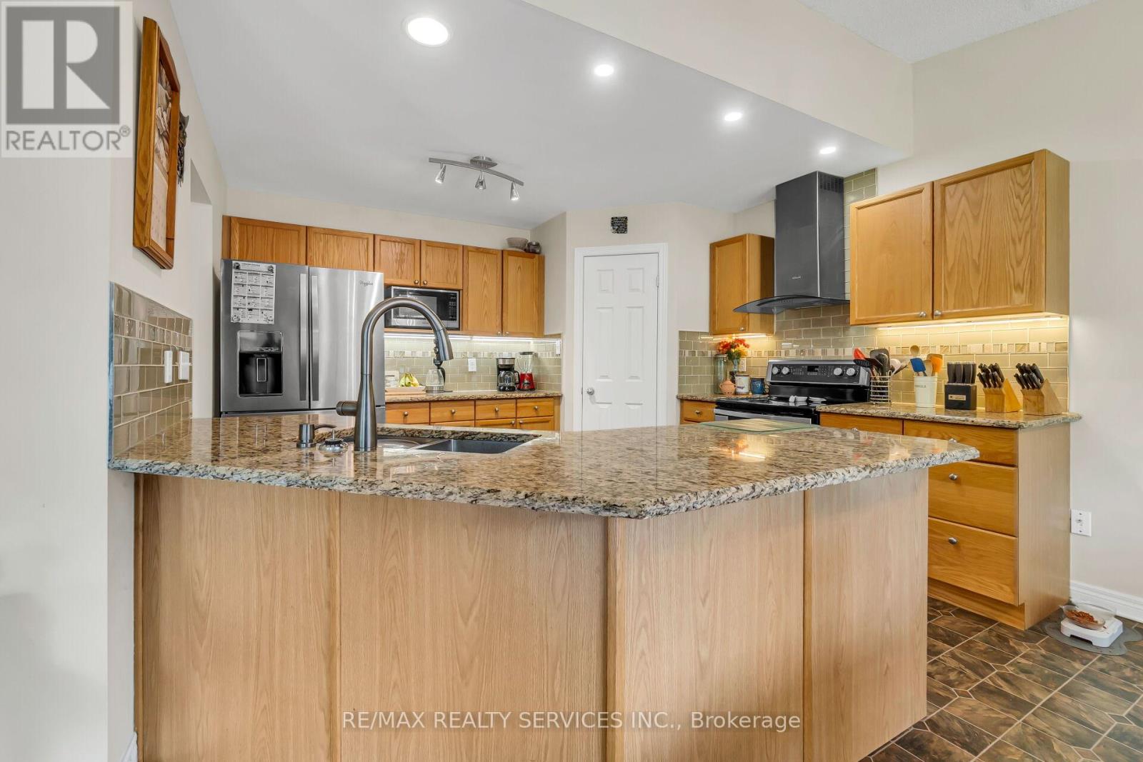 752 North Leaksdale Circle, London South, Ontario  N6M 1M1 - Photo 13 - X13695006
