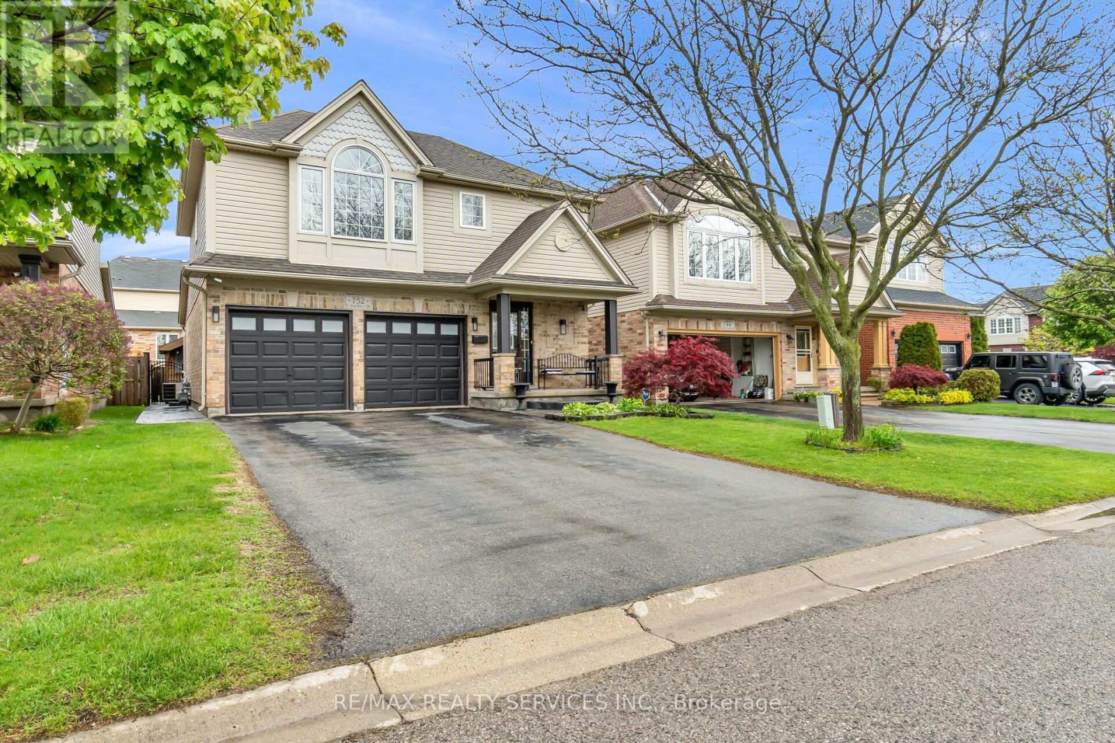 752 North Leaksdale Circle, London South, Ontario  N6M 1M1 - Photo 3 - X13695006