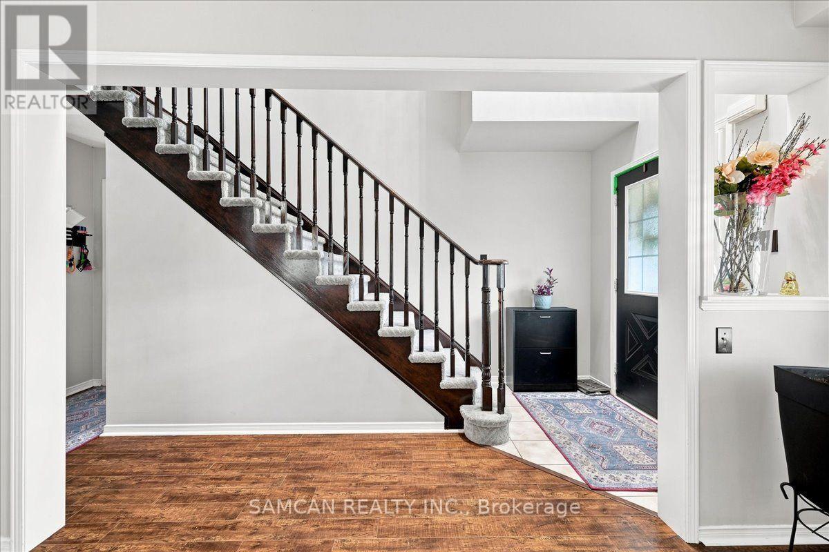 12 Hollinrake Avenue, Brantford, Ontario  N3T 0A6 - Photo 4 - X13695018