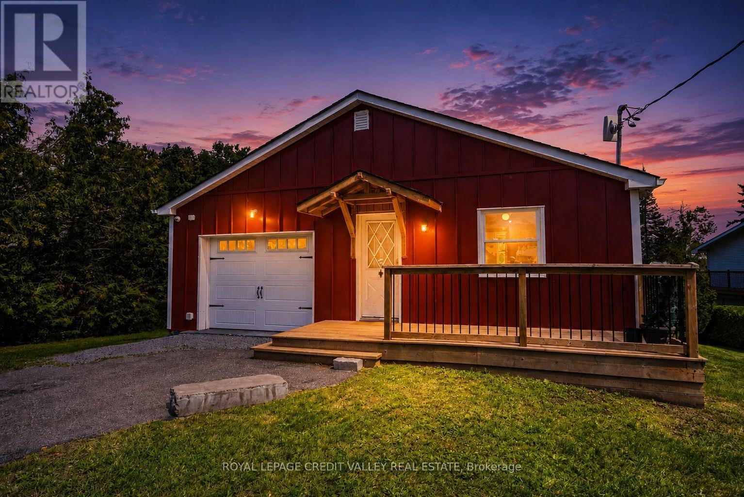 8 EWEN STREET, Kawartha Lakes, Ontario