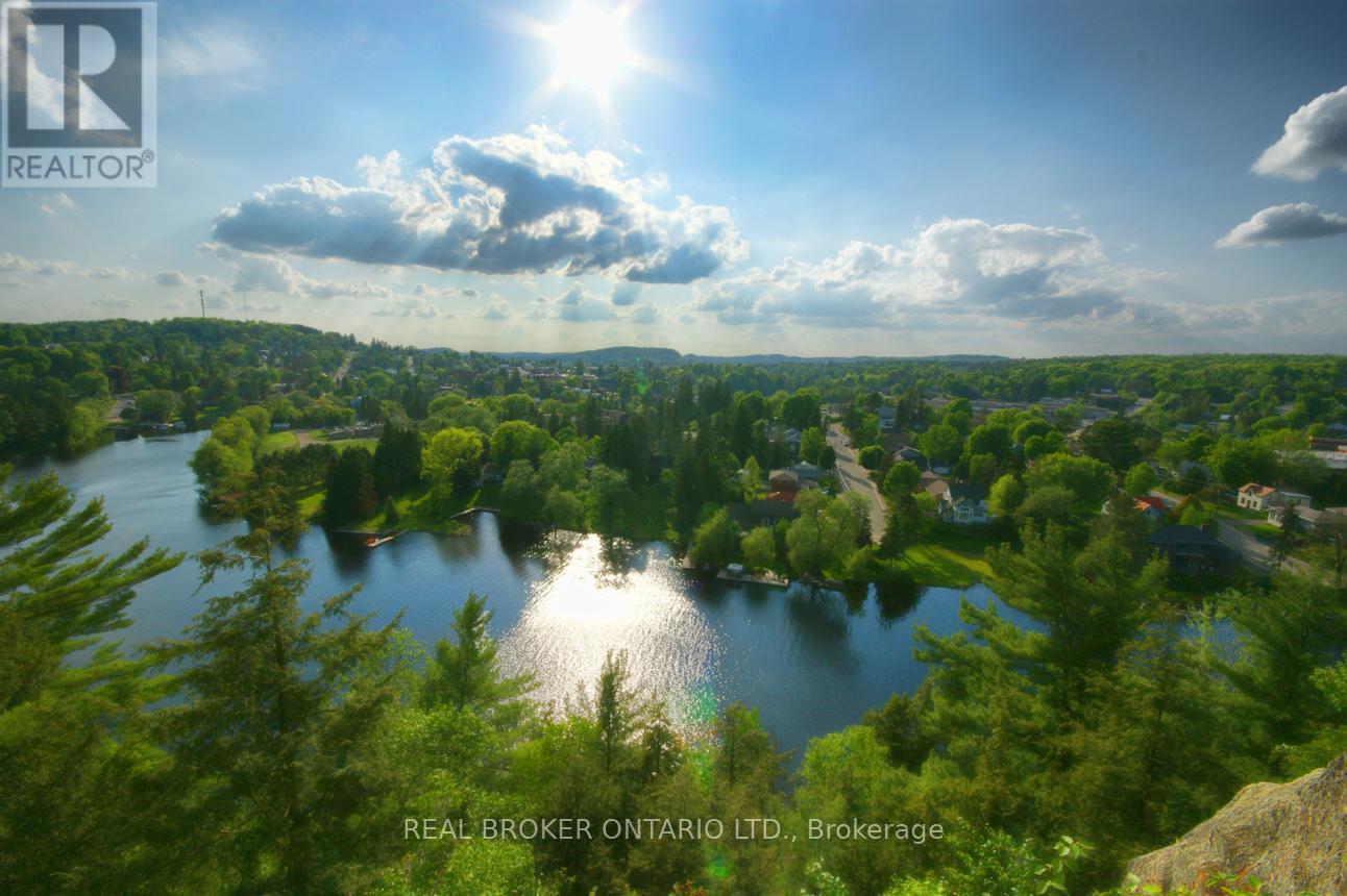 6 Suncrest Lane, Huntsville, Ontario  P1H 1G1 - Photo 46 - X13695098
