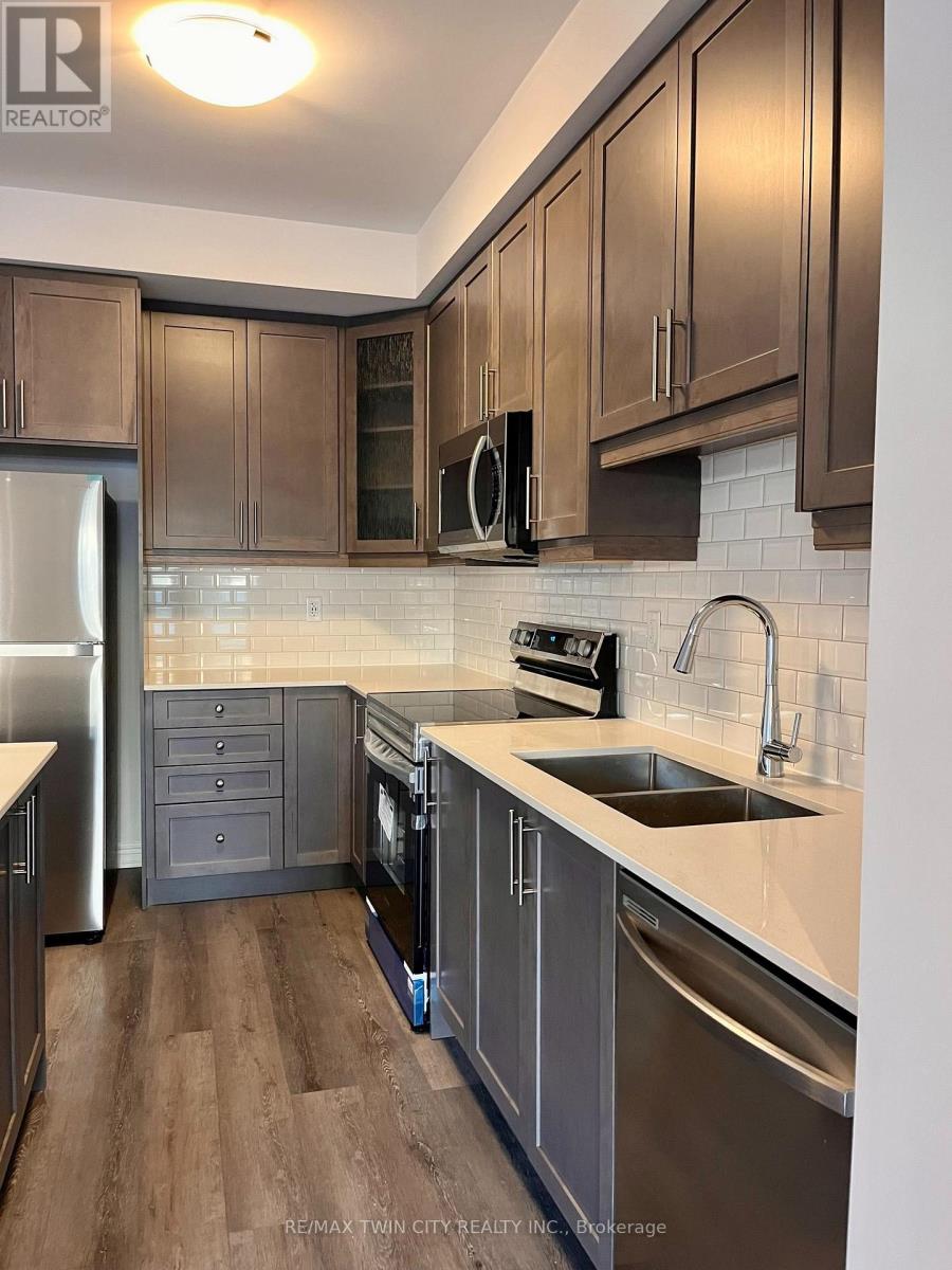 2 - 461 Blackburn Drive, Brantford, Ontario  N3T 0W9 - Photo 4 - X13695122