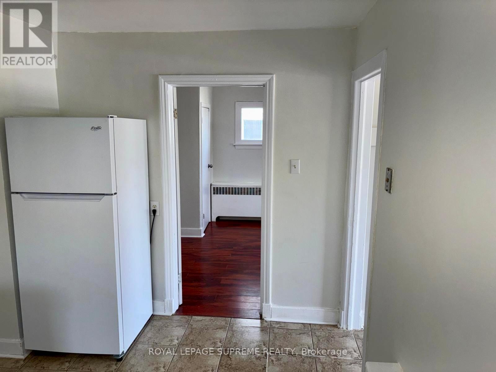 Main Floor - 30 Fourth Street, Welland, Ontario  L3B 4X6 - Photo 17 - X13695124