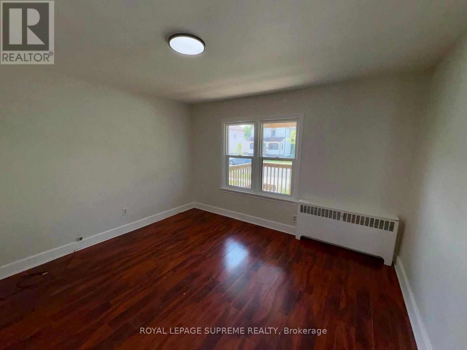 Main Floor - 30 Fourth Street, Welland, Ontario  L3B 4X6 - Photo 23 - X13695124