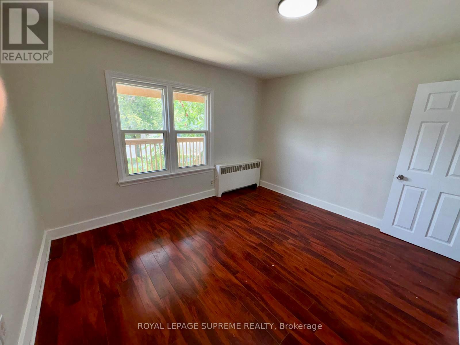 Main Floor - 30 Fourth Street, Welland, Ontario  L3B 4X6 - Photo 25 - X13695124