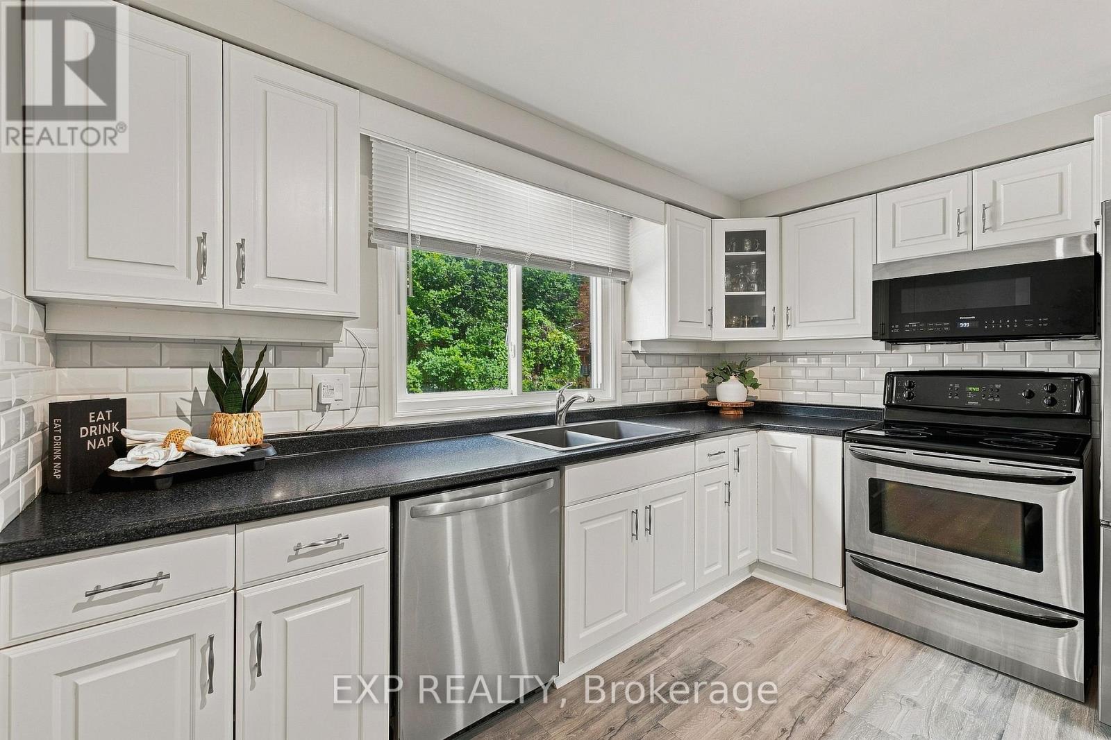 13 - 220 Salisbury Avenue, Cambridge, Ontario  N1S 1K5 - Photo 13 - X13695196