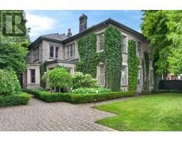 77 CLAREMONT DRIVE, Hamilton, Ontario