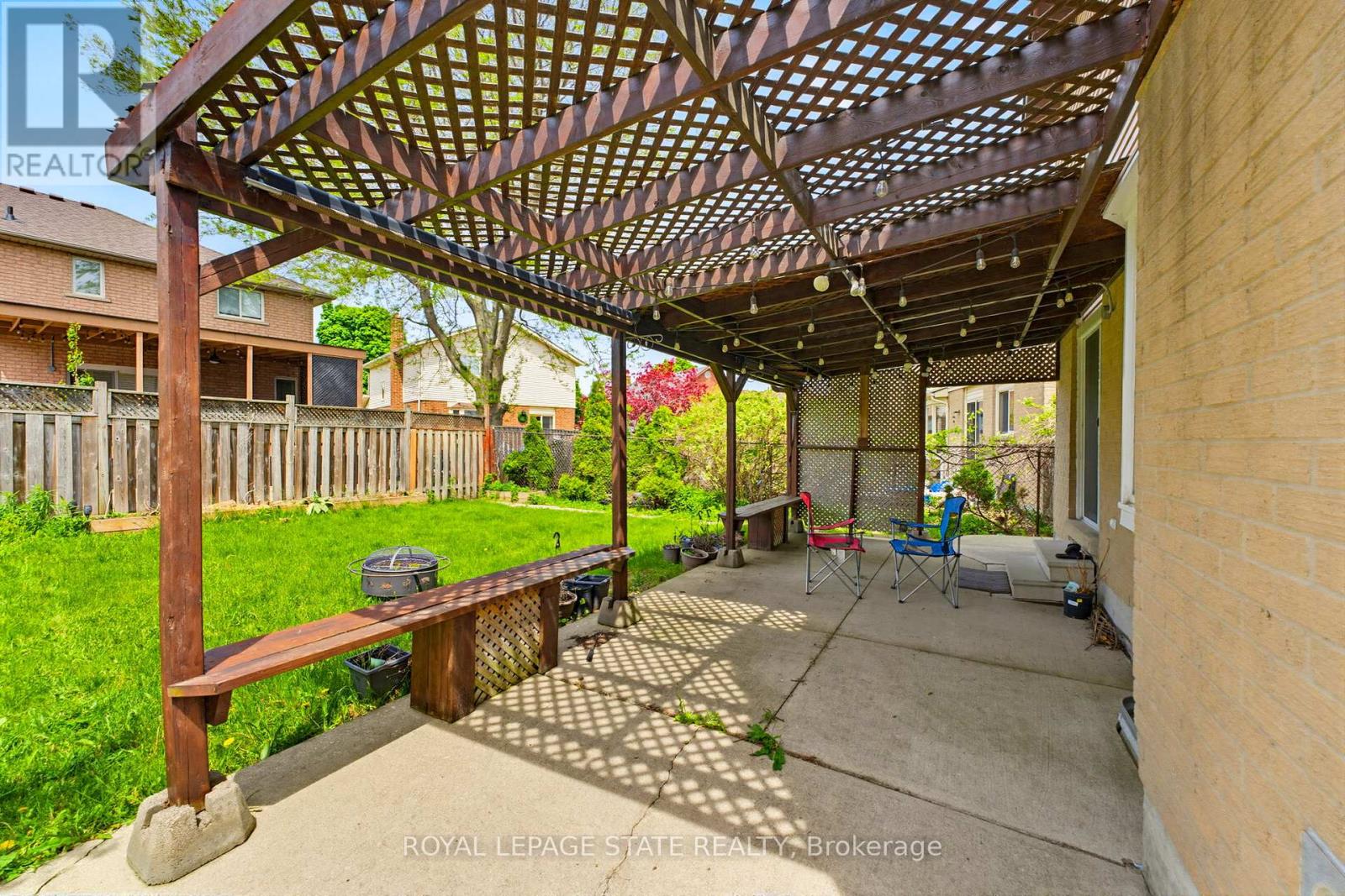 459 Dicenzo Drive, Hamilton, Ontario  L9B 2C4 - Photo 36 - X13695268