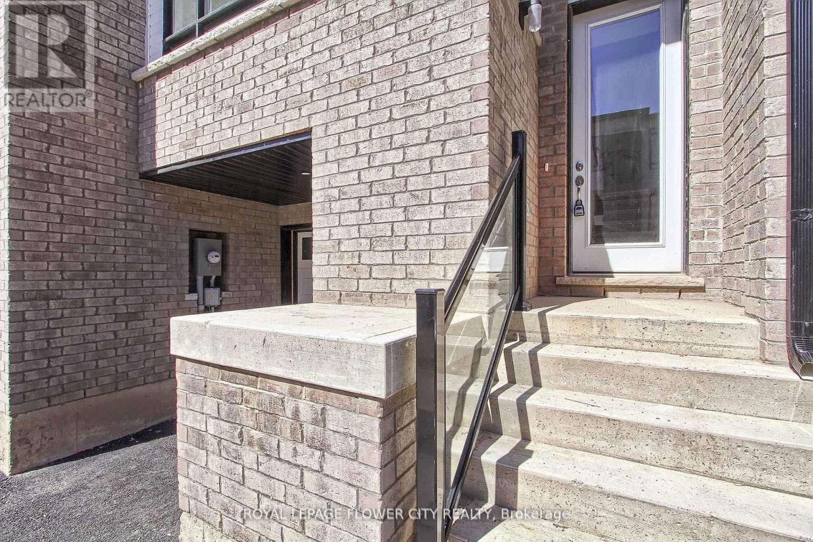 69 Sidney Rose Common, St. Catharines, Ontario  L2T 0B3 - Photo 4 - X13695314