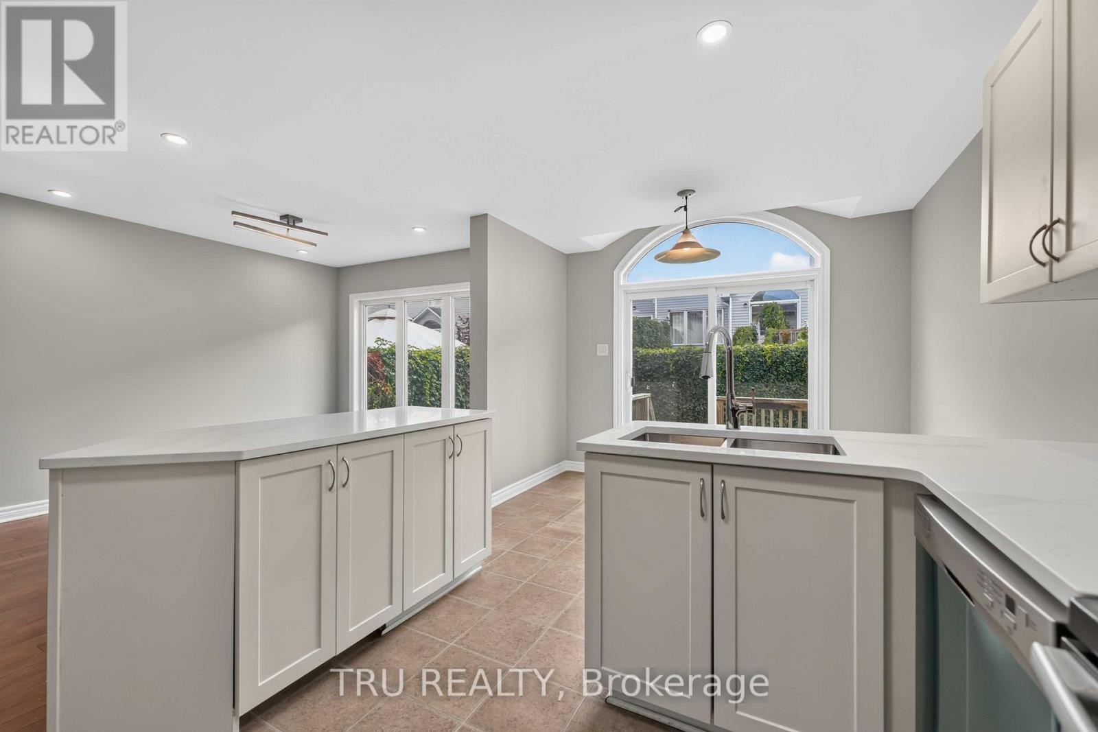 111 Woodmill Terrace, Ottawa, Ontario  K2K 0B8 - Photo 9 - X13689450