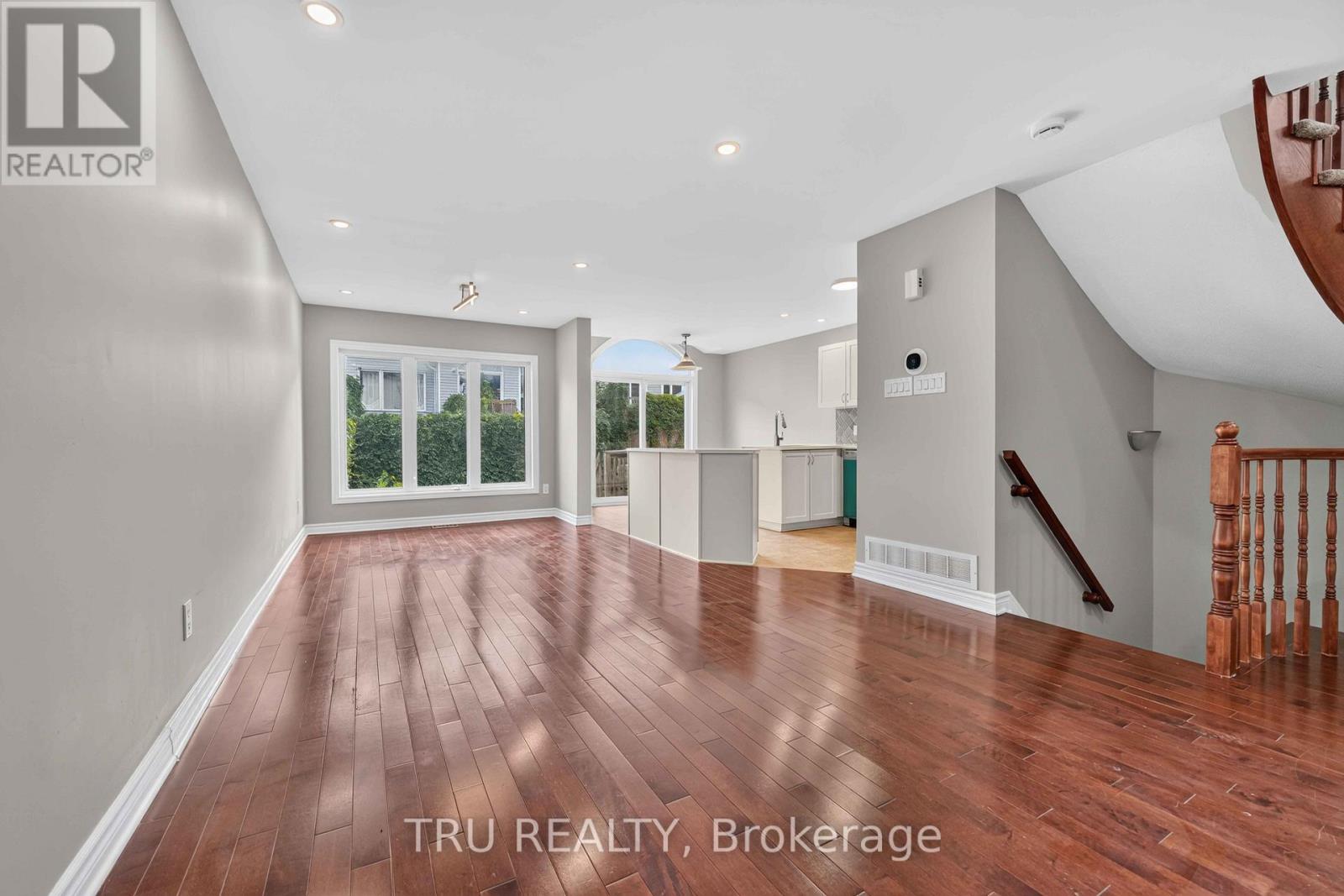 111 Woodmill Terrace, Ottawa, Ontario  K2K 0B8 - Photo 5 - X13689450