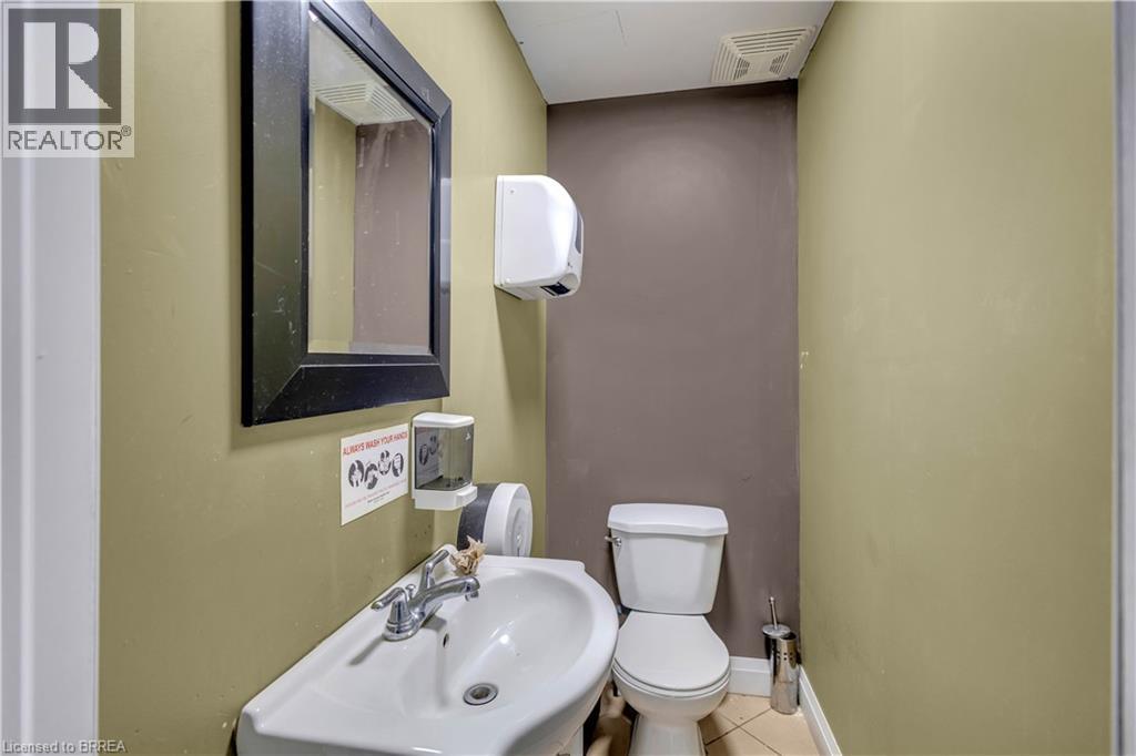 118 Dalhousie Street, Brantford, Ontario  N3T 2J3 - Photo 16 - 40836744