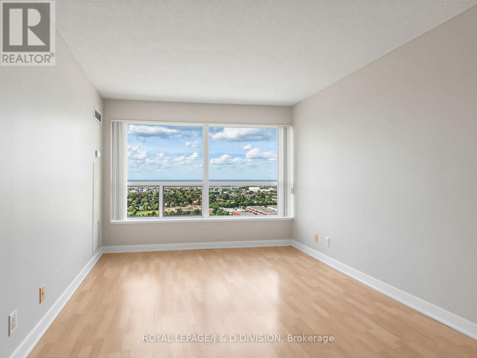 3002 - 38 Lee Centre Drive, Toronto, Ontario  M1H 3J7 - Photo 6 - E13695198