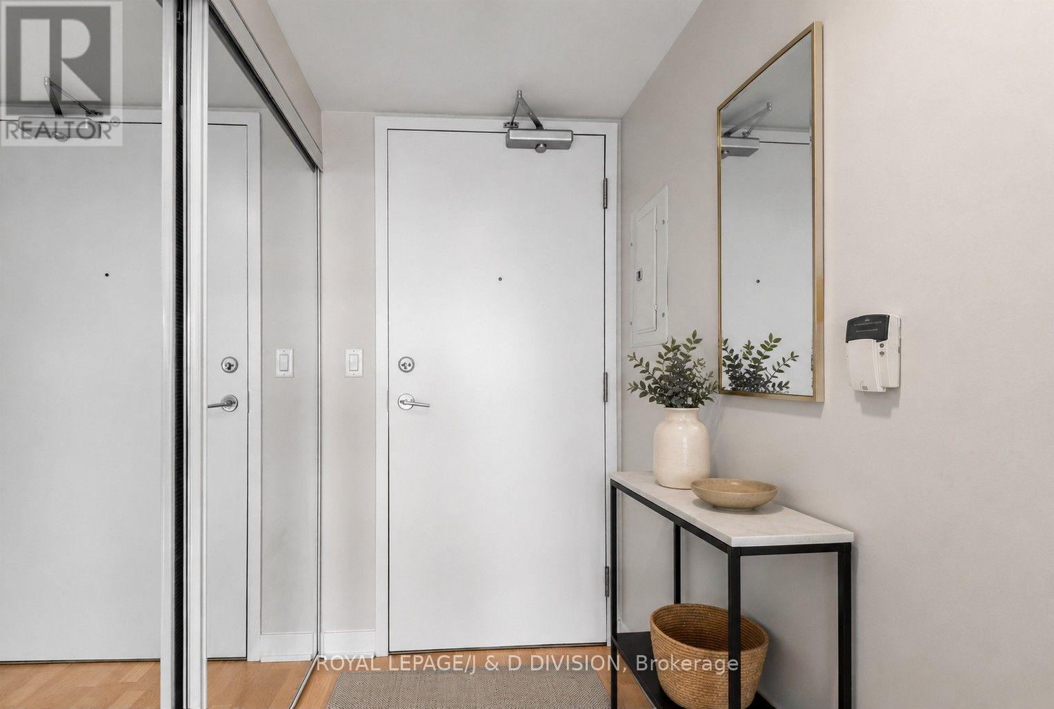 3002 - 38 Lee Centre Drive, Toronto, Ontario  M1H 3J7 - Photo 18 - E13695198