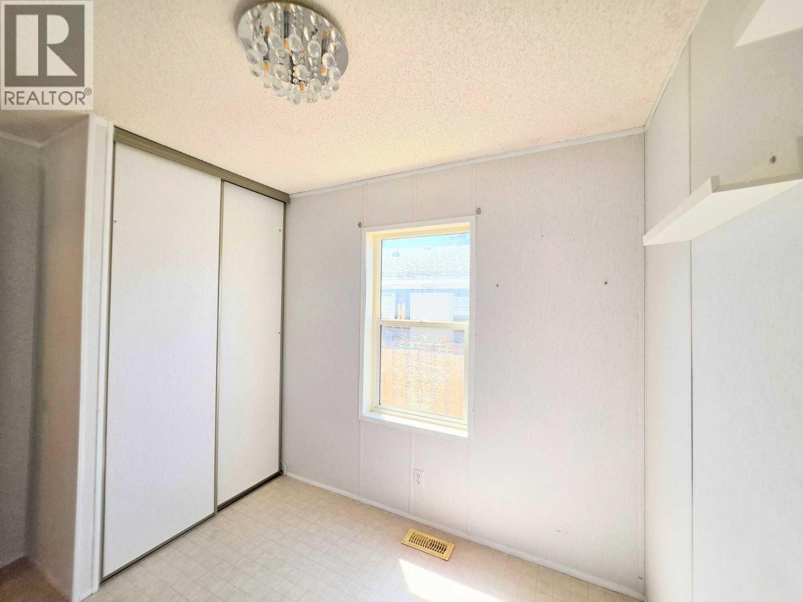 390 Mission Place, Cranbrook, British Columbia  V1C 6M9 - Photo 12 - 10398211