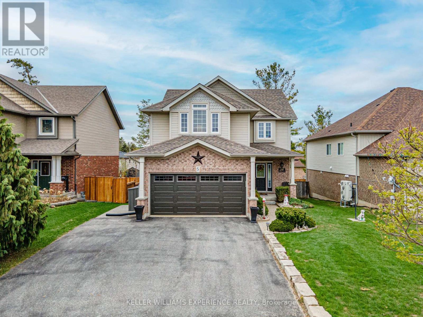 87 Armeda Clow Crescent, Essa, Ontario  L3W 0H6 - Photo 3 - N13122300