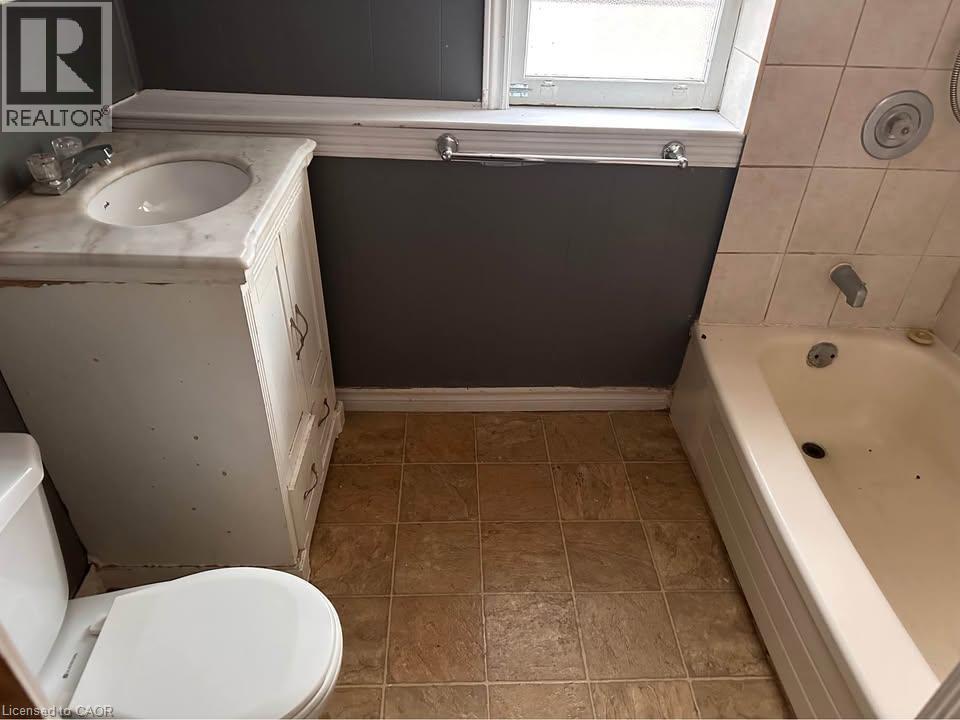 78 Richmond Street Unit# Upper, Brantford, Ontario  N3T 3Y5 - Photo 7 - 40857159