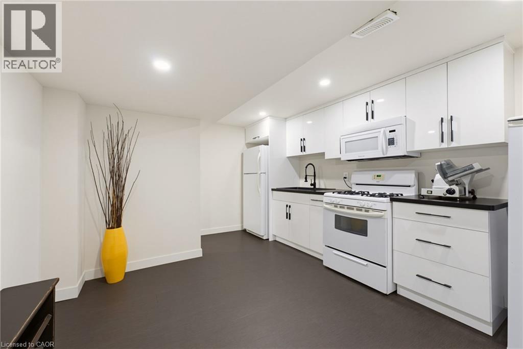282 Robina Road, Ancaster, Ontario  L9G 2L7 - Photo 39 - 40857174