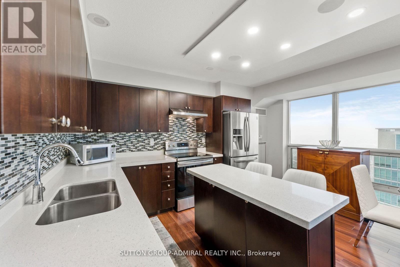 2513 - 155 Legion Road N, Toronto, Ontario  M8Y 0A7 - Photo 13 - W13463078