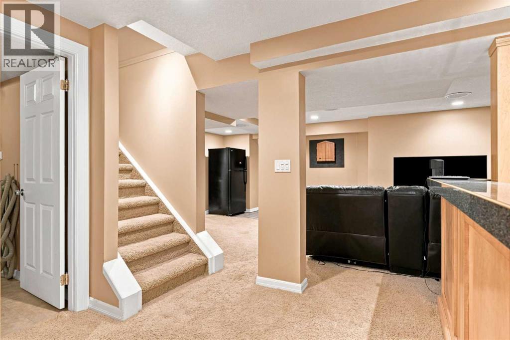 70 Sunset Way SE, Calgary, Alberta  T2X 3C1 - Photo 37 - A2338509