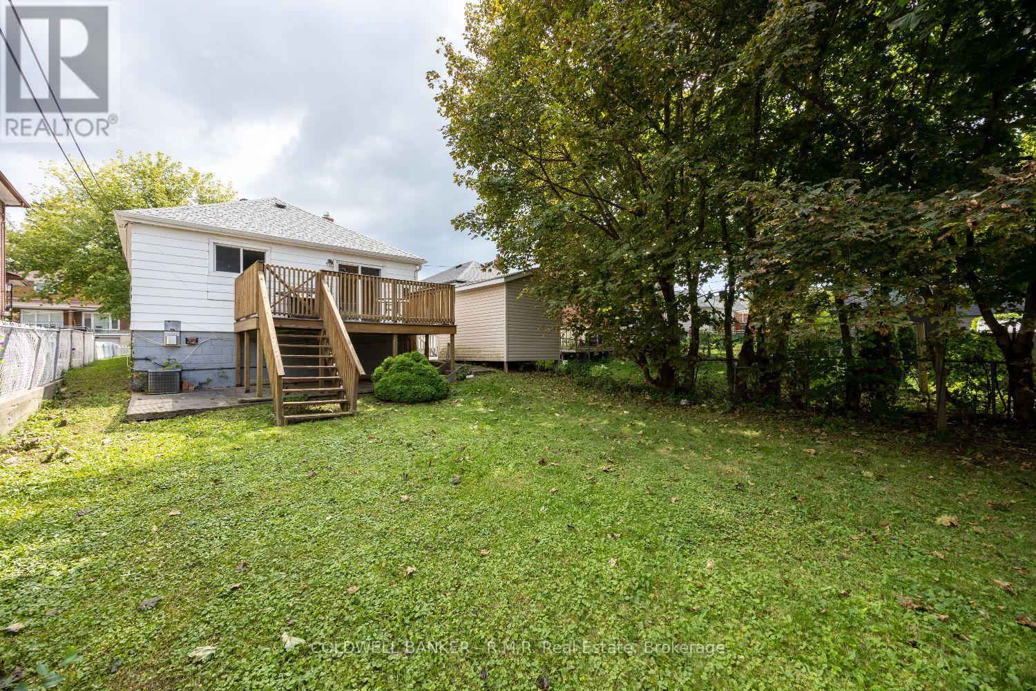 162 Magnolia Avenue, Toronto, Ontario  M1K 3K8 - Photo 26 - E13695346