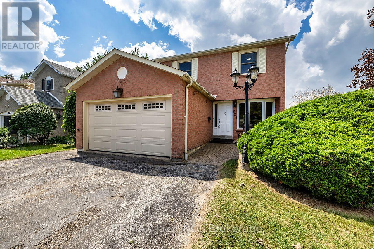 621 FLAVELLE COURT, Pickering, Ontario