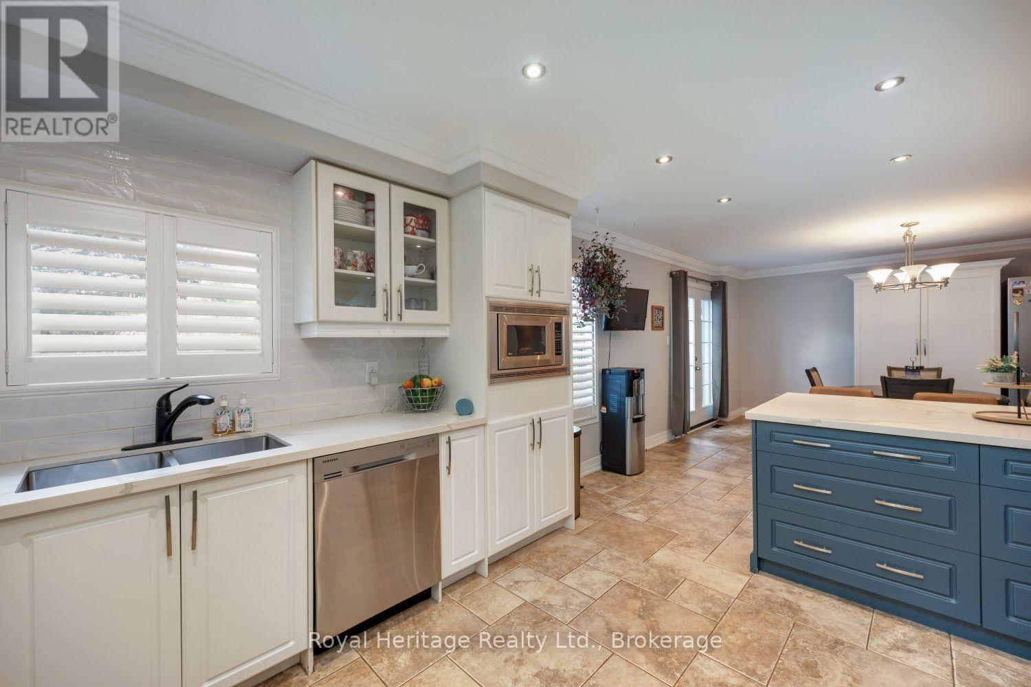 455 Ormond Drive, Oshawa, Ontario  L1K 2L8 - Photo 19 - E13695438
