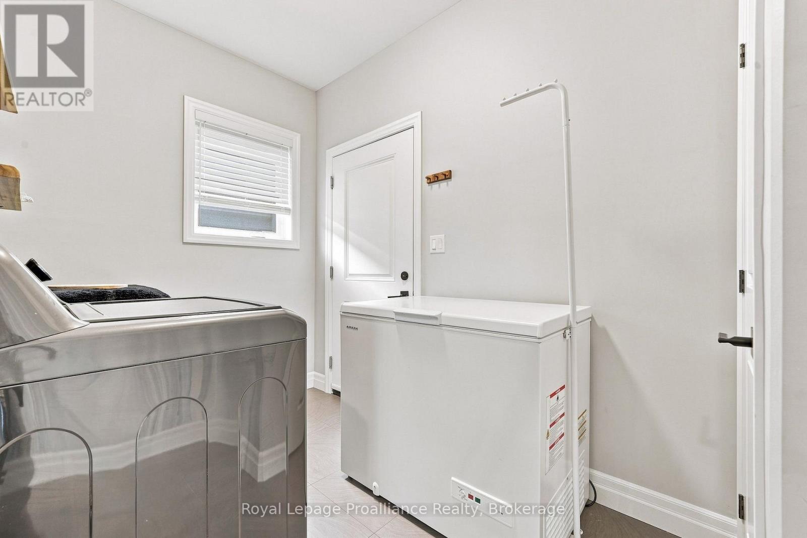92 Northumberland Boulevard, Quinte West, Ontario  K8V 0L1 - Photo 19 - X13695442
