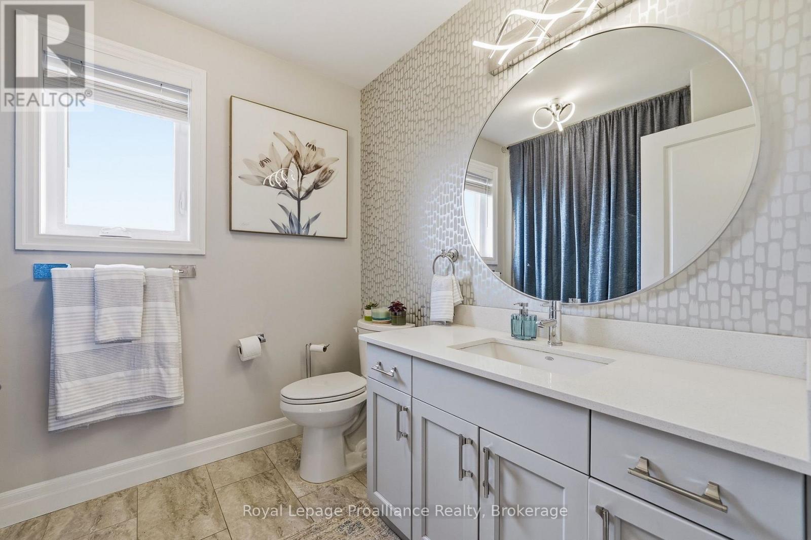 92 Northumberland Boulevard, Quinte West, Ontario  K8V 0L1 - Photo 26 - X13695442