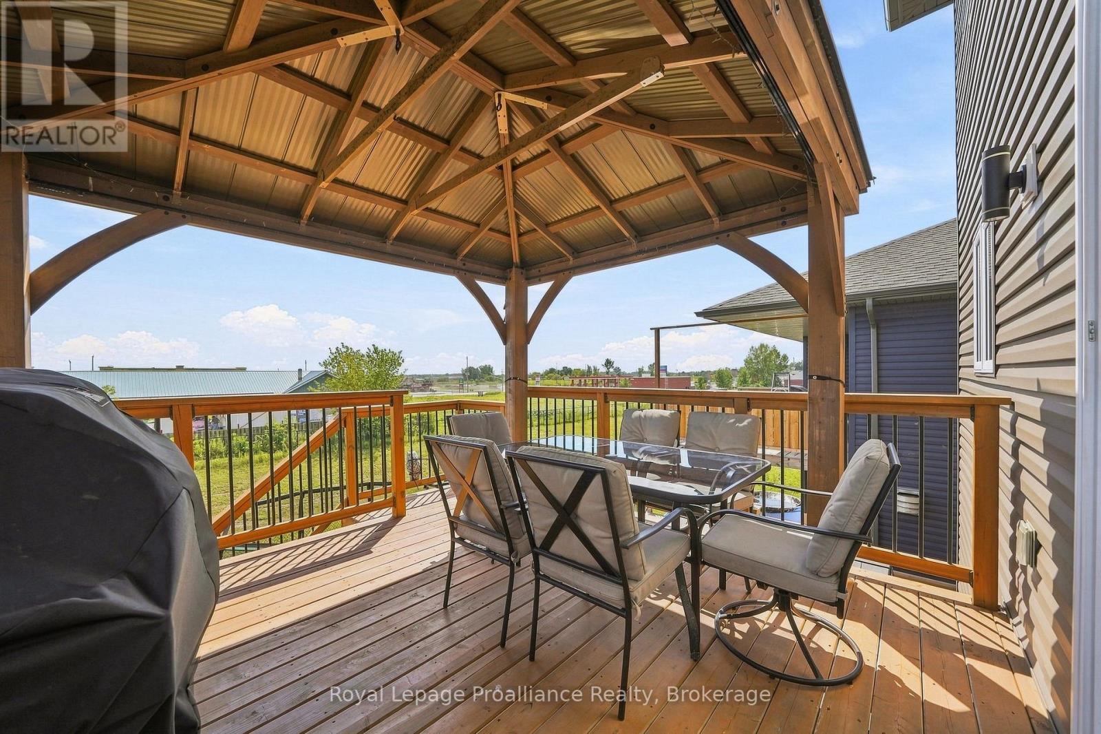 92 Northumberland Boulevard, Quinte West, Ontario  K8V 0L1 - Photo 46 - X13695442