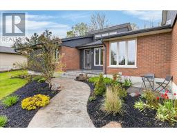 892 FRANK HILL ROAD, Kawartha Lakes, Ontario